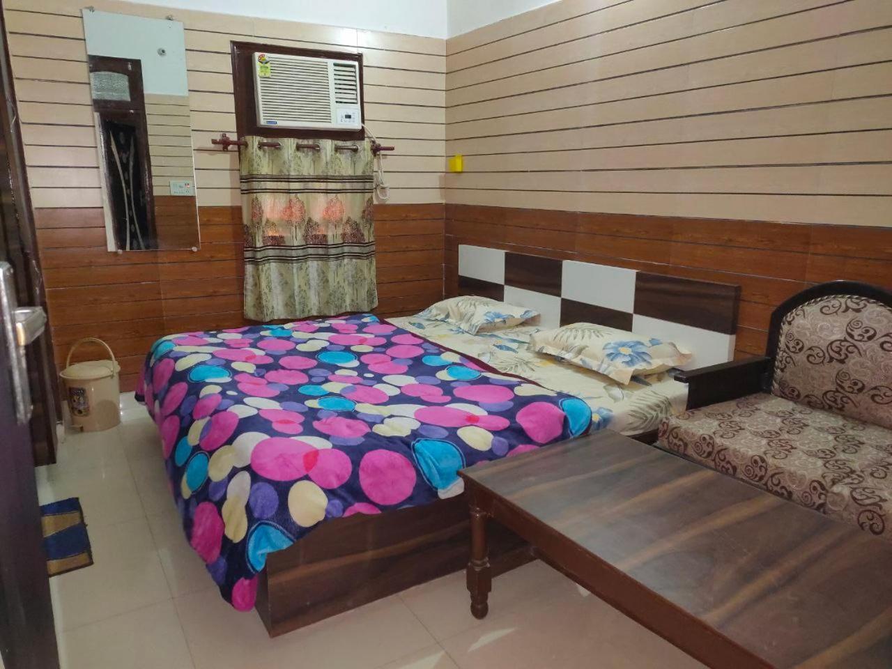 Arjun Guest House Pathankot Ngoại thất bức ảnh