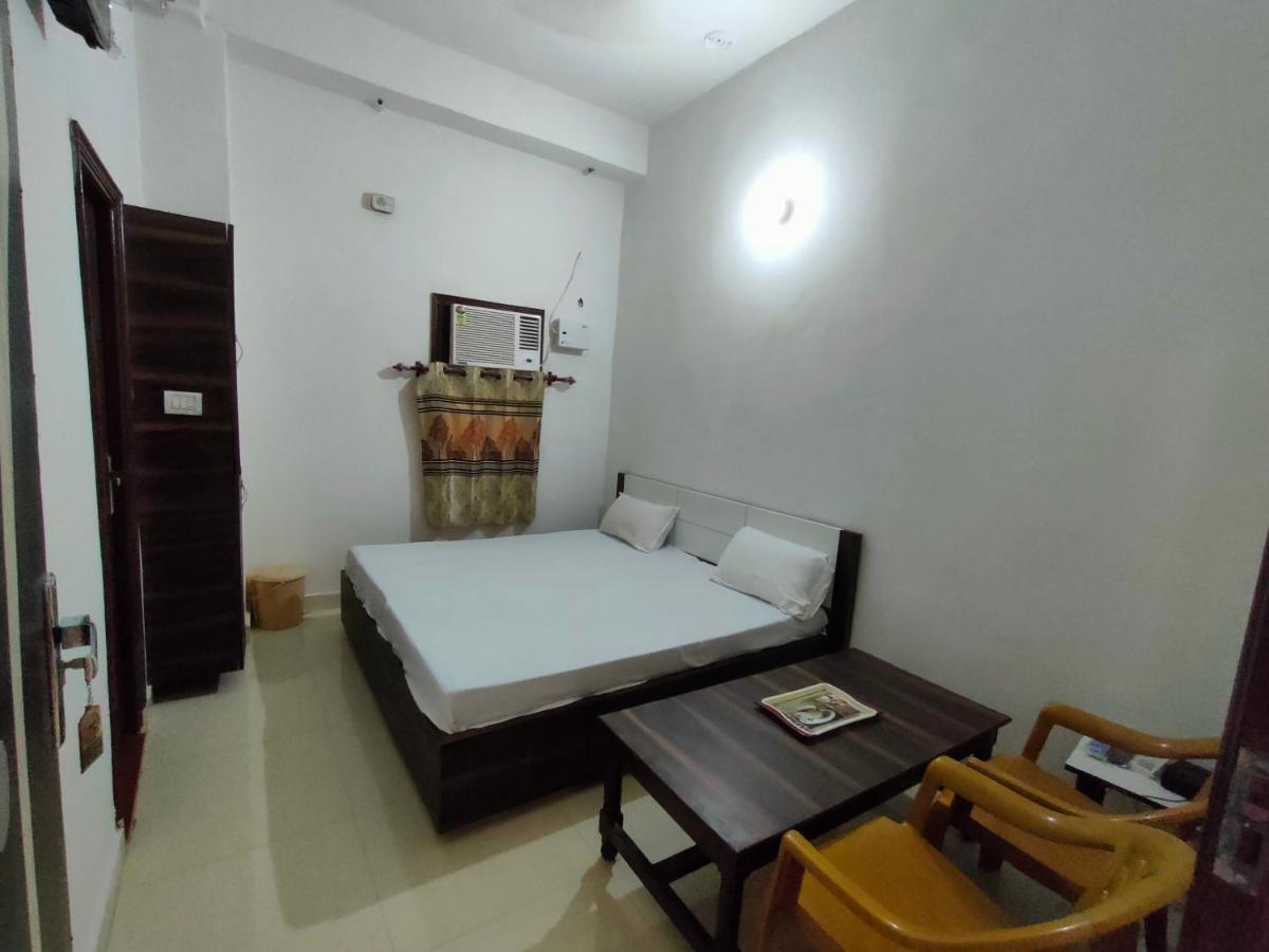 Arjun Guest House Pathankot Ngoại thất bức ảnh