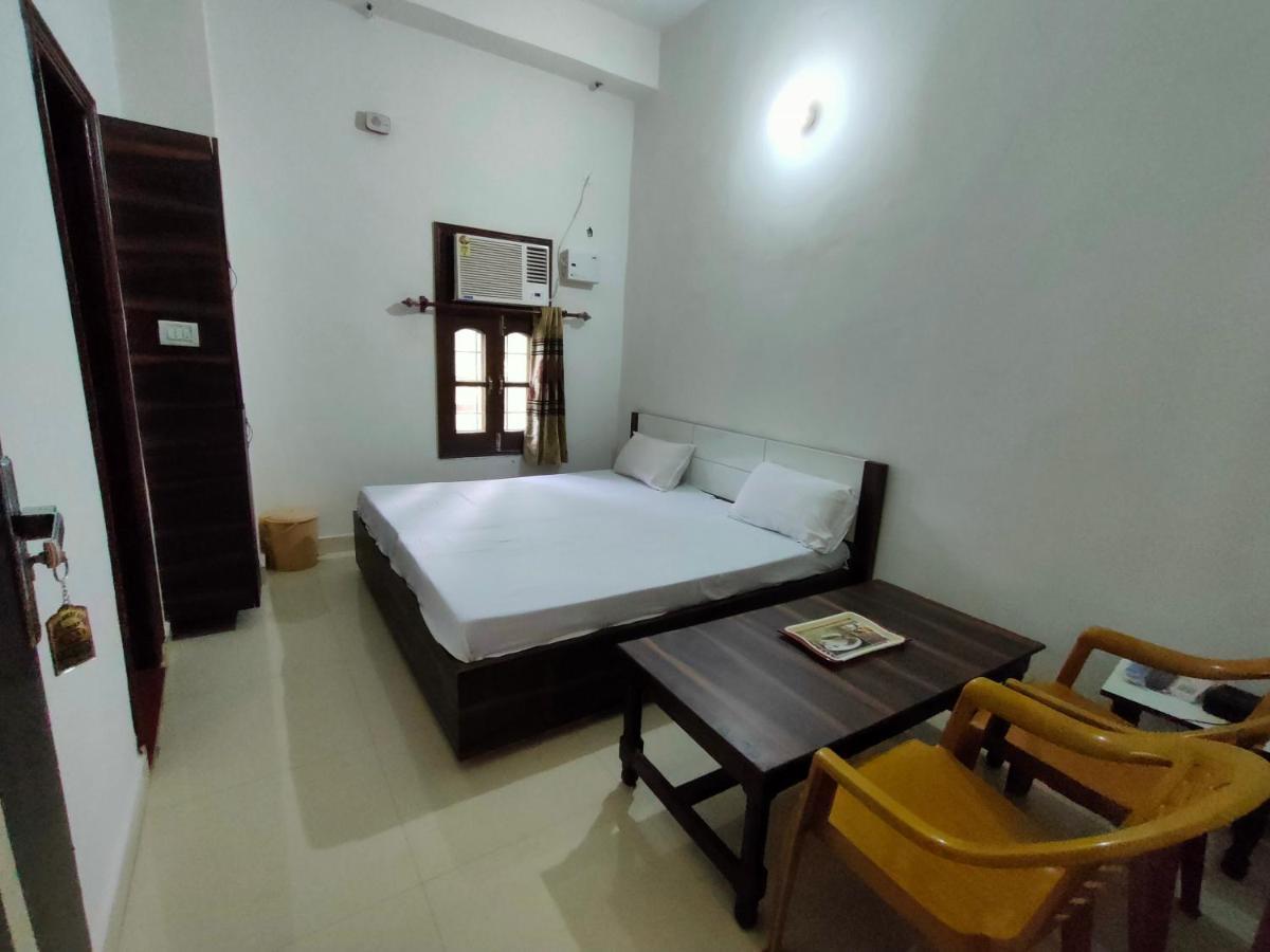 Arjun Guest House Pathankot Ngoại thất bức ảnh